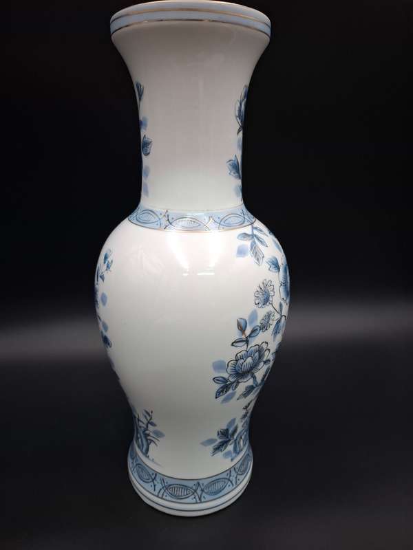 Vintage White Oriental Baluster Vase with Blue Flowers and Gilding - superb condition - 36cm high