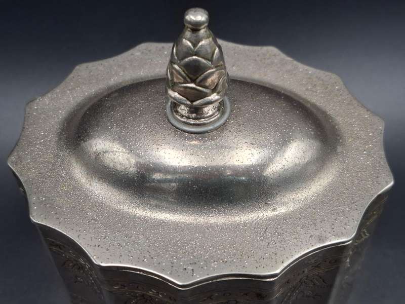 Godinger Silver Plated Jewelry / Trinket Box - Scalloped & Lid with Velvet Interior