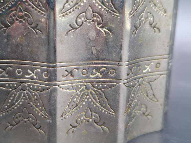 Godinger Silver Plated Jewelry / Trinket Box - Scalloped & Lid with Velvet Interior