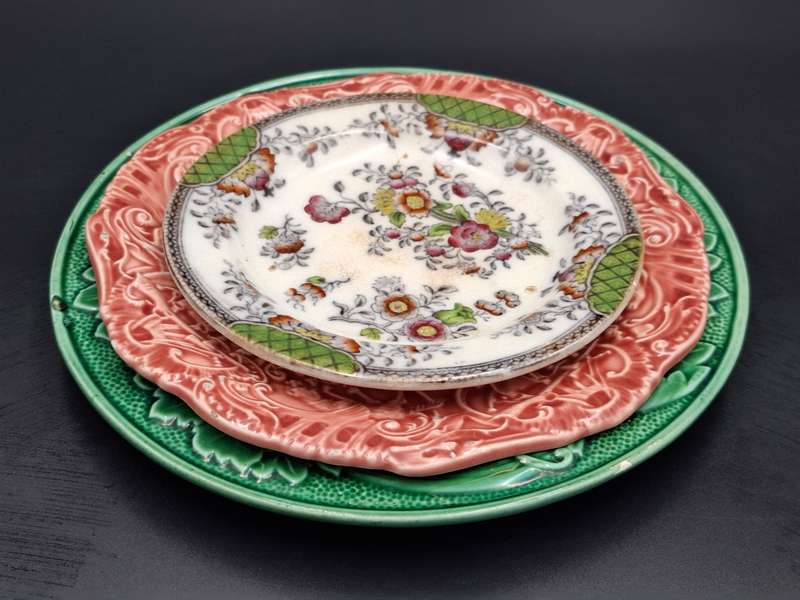 Antique Trio Plates - Wedgwood / Villeroy & Boch / Thomas Dimmock - Vibrant Colours