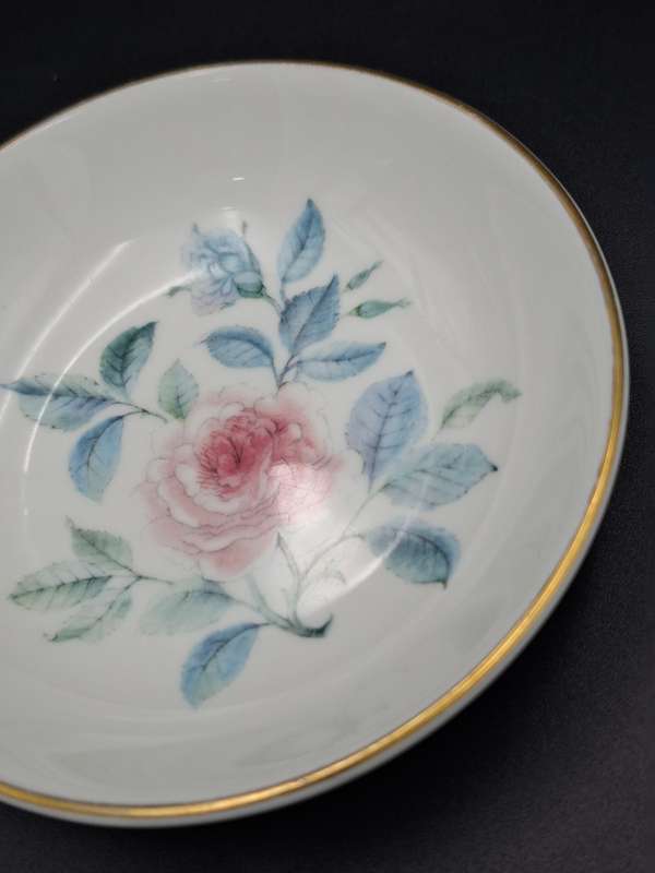 Vintage Wedgwood Bone China - Pair of Candle Sticks & a Pin Dish - Great Condition