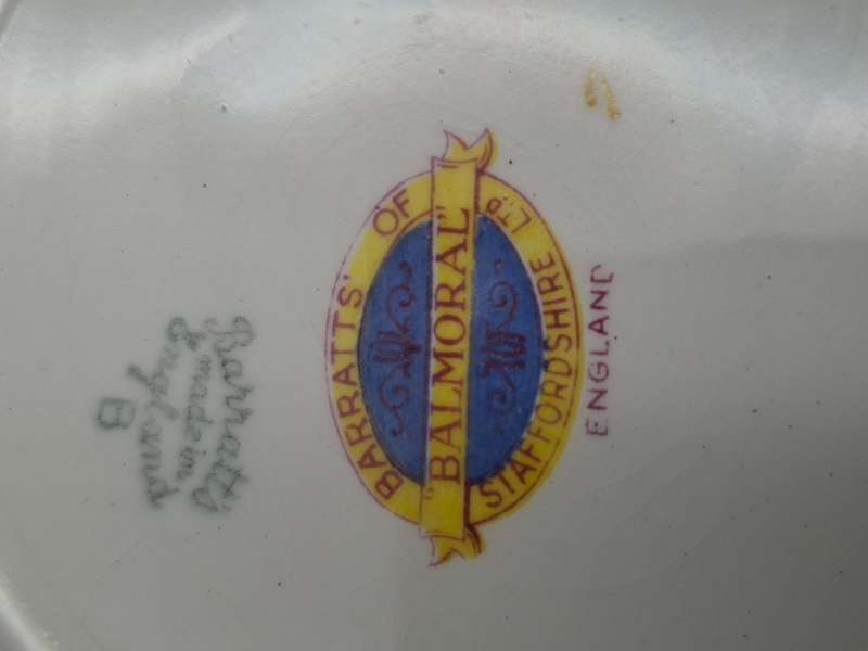 Vintage Barratts' of Balmoral Plates x 3 - 23cm diameter