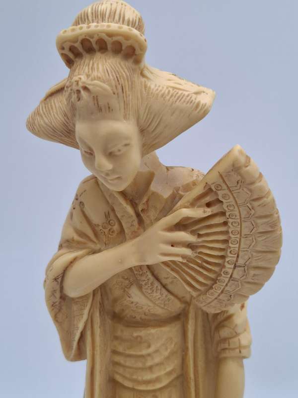 Vintage Japanese Geisha Figurine with Parasol & Fan