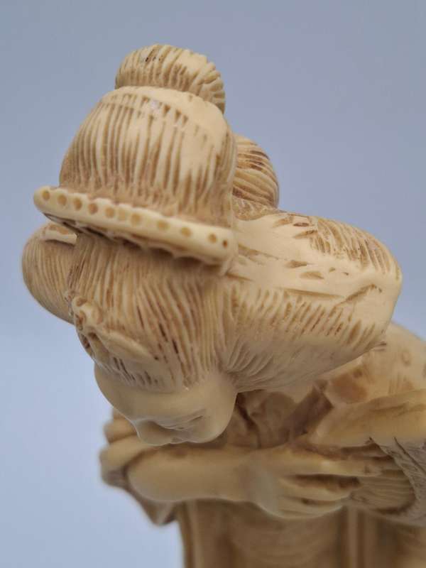Vintage Japanese Geisha Figurine with Parasol & Fan
