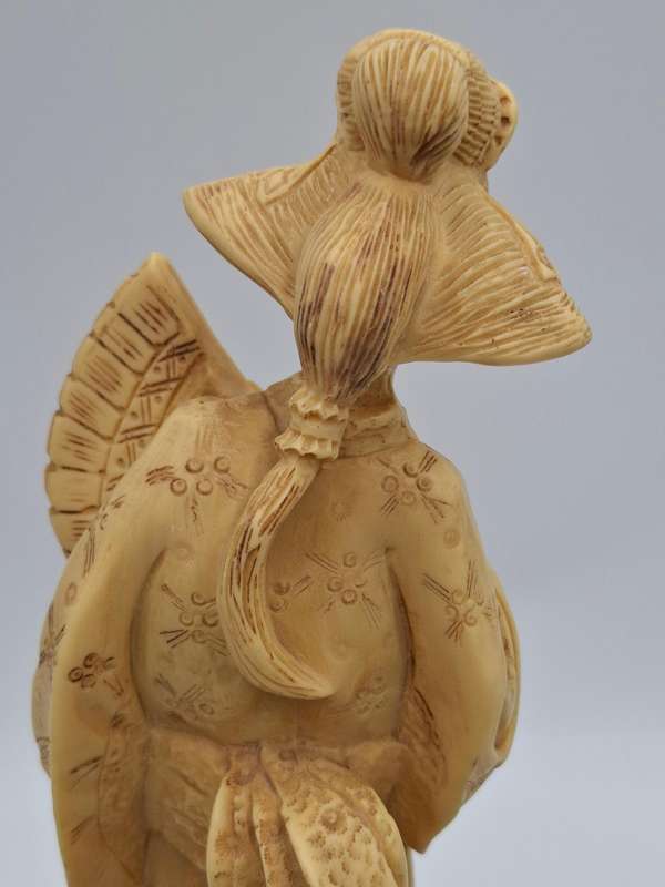 Vintage Japanese Geisha Figurine with Parasol & Fan