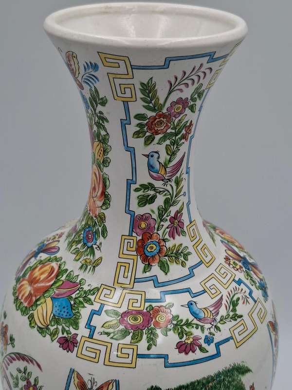 Vintage Chinese Porcelain Vase - Beautiful Botanical & Garden scenes with Summer/Spring Colours