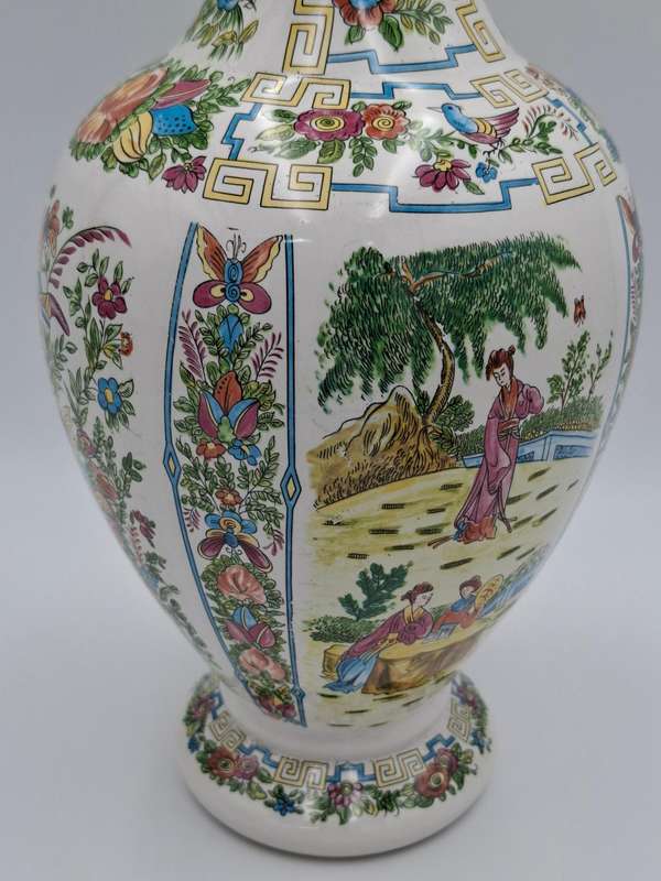 Vintage Chinese Porcelain Vase - Beautiful Botanical & Garden scenes with Summer/Spring Colours