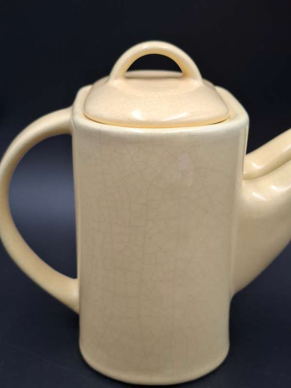 Vintage Taste Setter Teapot in Lemon with Double Spout