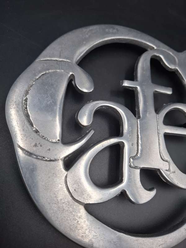 Cast Aluminium Cafe Shaped Trivet