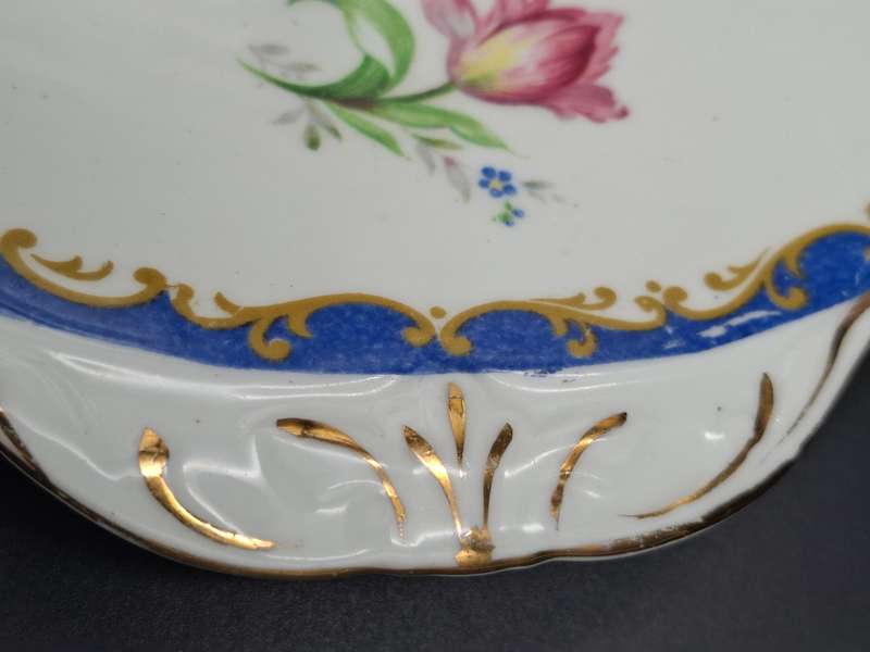 Fine Bone Bell China - Narcissus design - Made in England - Beautiful Blue & Gold Edge Trim
