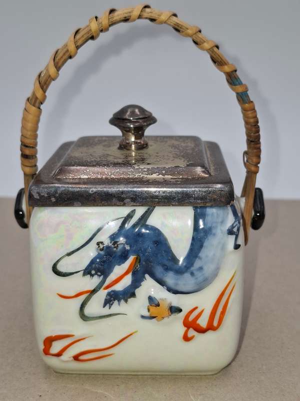Porcelain Tea Basket with SP rim with Lid - Woven Bamboo Handle