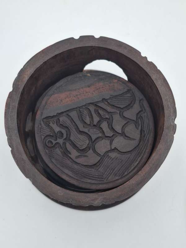 Giraffe Themed Carved Timber Container with 5 Coasters