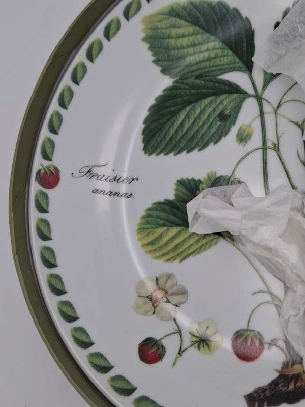 Porcelaib Cake Plate and Server - Boxed Pierre Antoine Poiteau Collection - Botanist Range