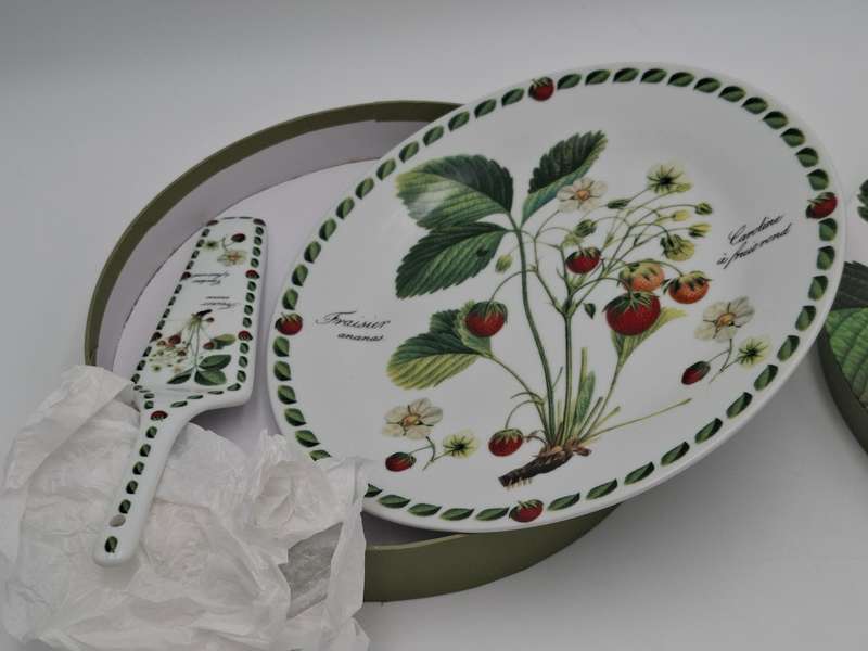 Porcelaib Cake Plate and Server - Boxed Pierre Antoine Poiteau Collection - Botanist Range