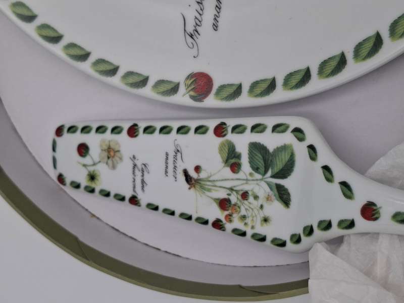 Porcelaib Cake Plate and Server - Boxed Pierre Antoine Poiteau Collection - Botanist Range