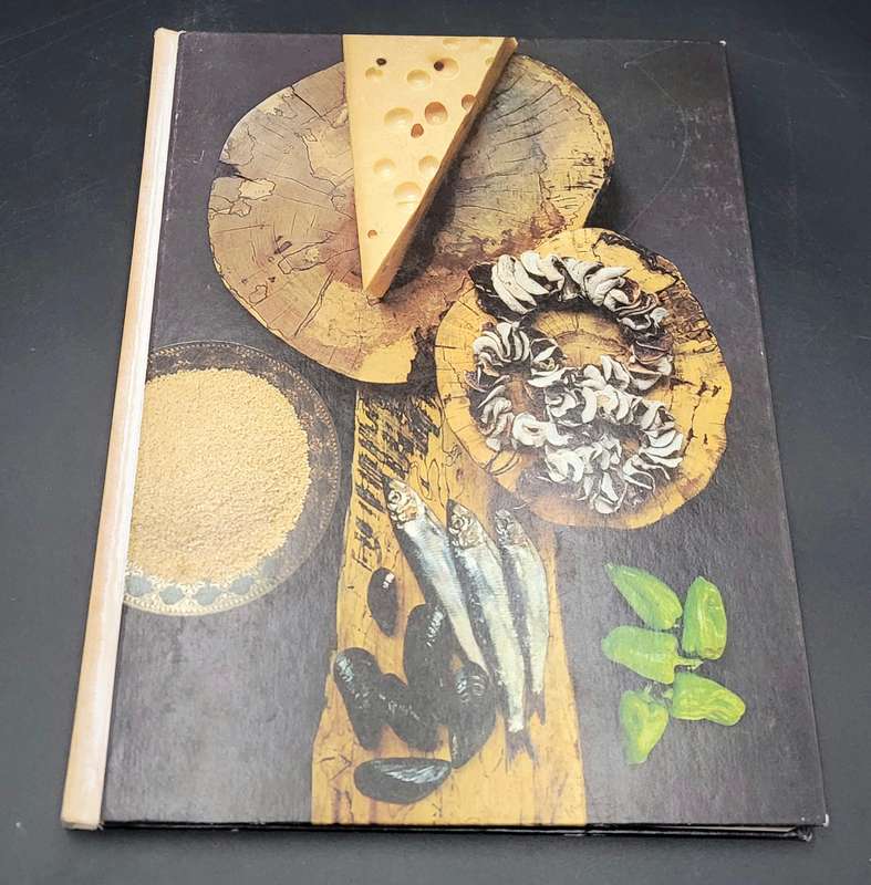 Foods of the World - A Quintet of Cuisines by Michael and Frances Field - Series of 13 collectables