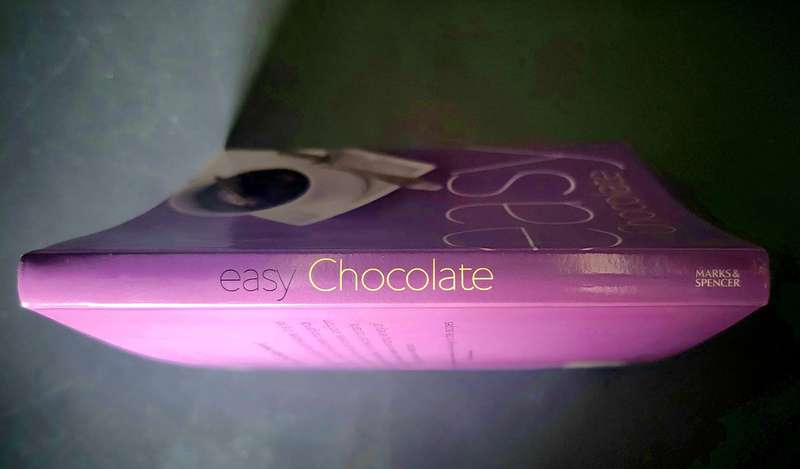 Marks & Spencer - Easy Chocolate - Series of 8 Collectables