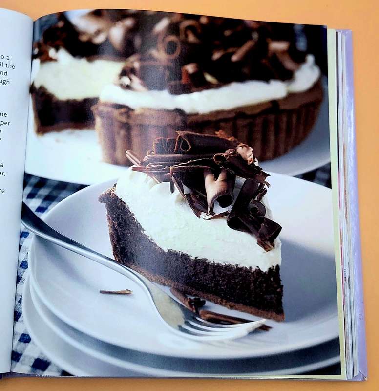 Marks & Spencer - Easy Desserts - Series of 8 Collectables