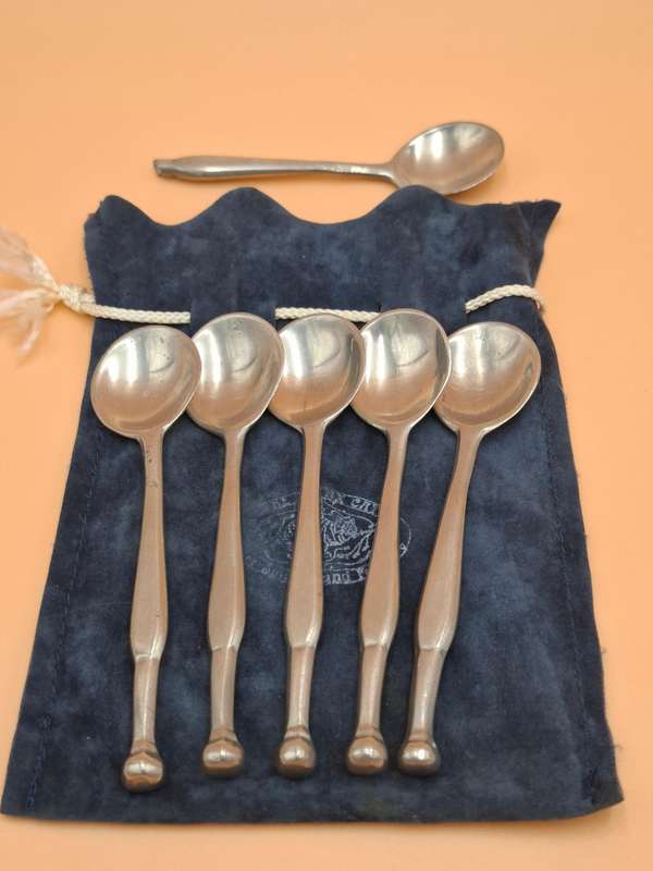 6x Vintage Marked "Manx Cat 94°" Small Silver Round Head Spoons - Sugar/Salt - Beautiful (1 damaged)