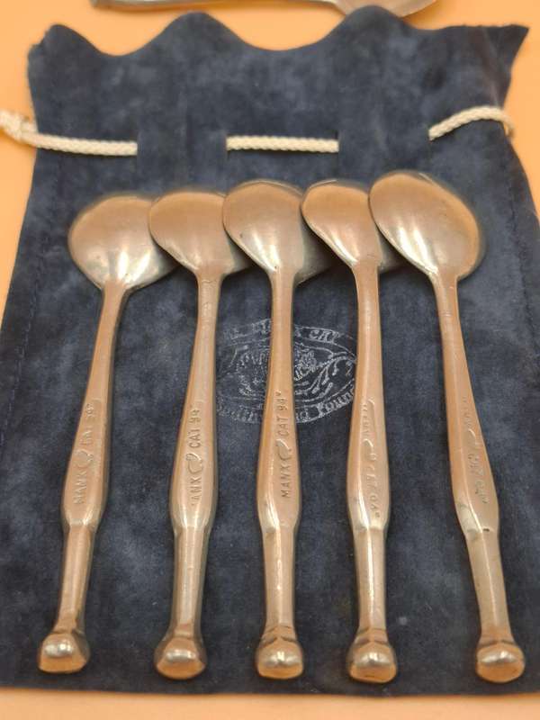6x Vintage Marked "Manx Cat 94°" Small Silver Round Head Spoons - Sugar/Salt - Beautiful (1 damaged)