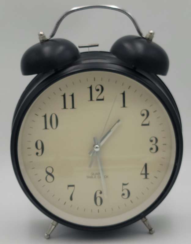 Retro Style Alarm Clock in Black Metal - Large 24cm Diameter