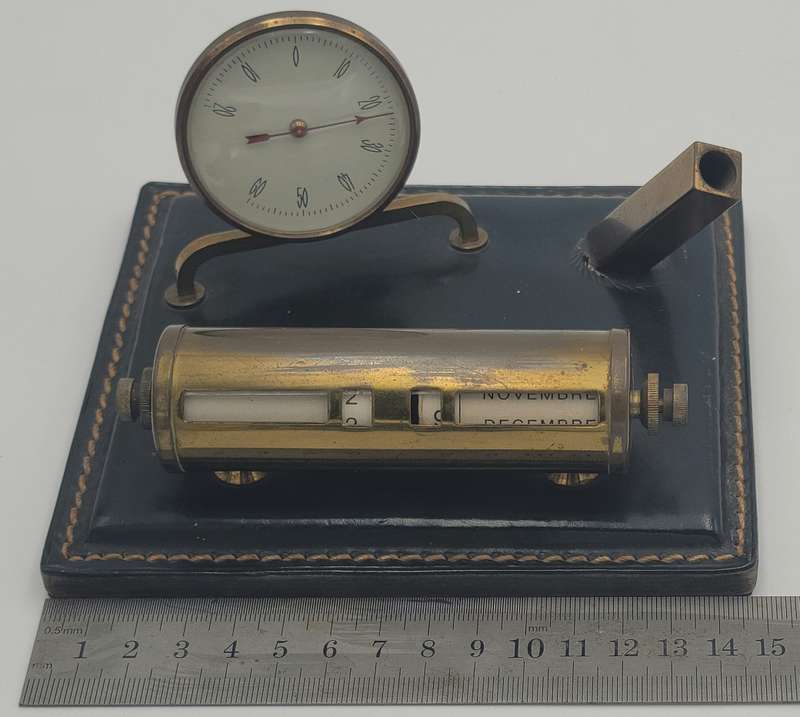 Vintage Leather Desktop French Calendar with Pen Holder