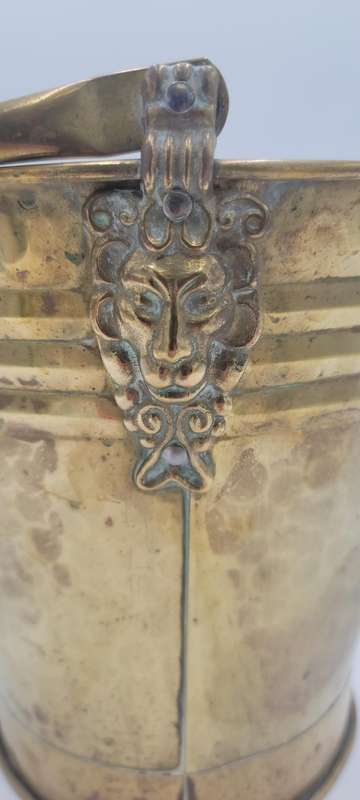 Vintage Brass Ice Bucket with a Delft Style Blue & White Ceramic Handle - Lion's Head detail