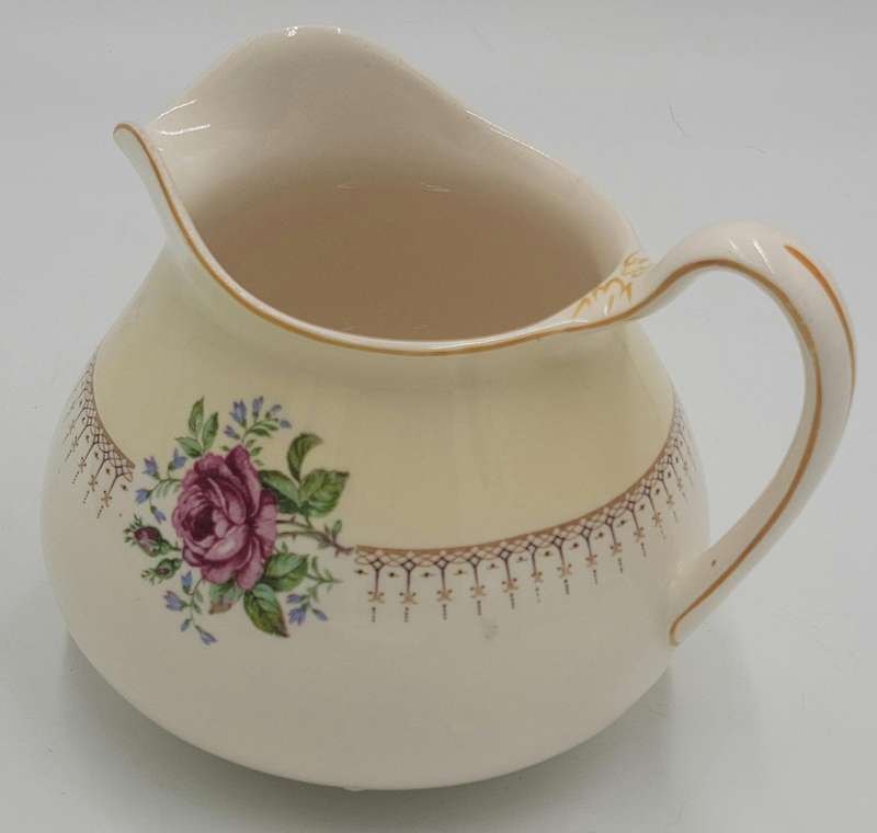 Solian Ware Jug from Simpsons Pottery in Cobridge, England