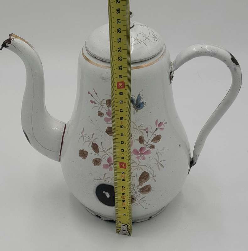 Vintage Enamel Teapot - 24cm H x 25cm L x 14cm diameter