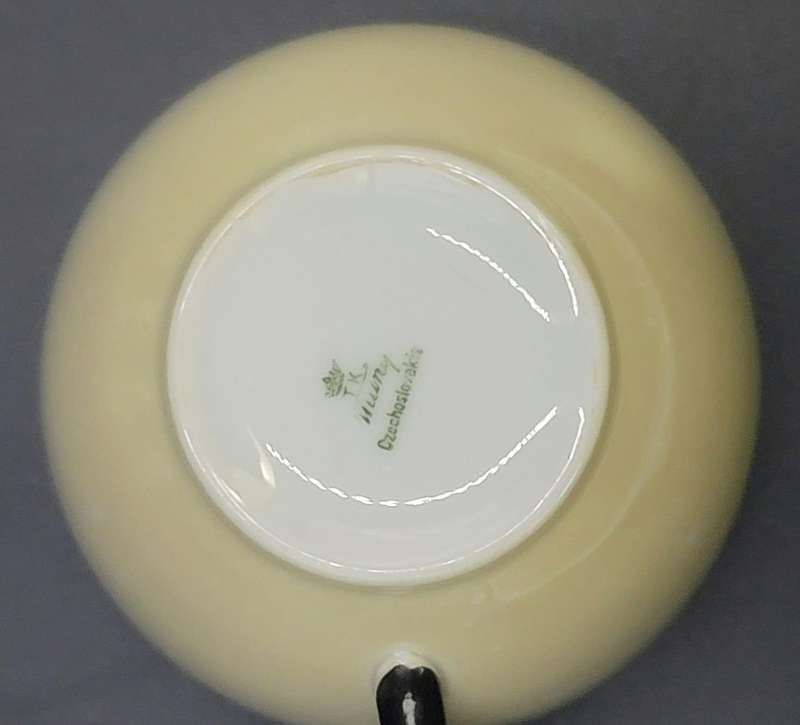 TK Thun known as Thuny Porcelain Set -made in Czechoslovakia