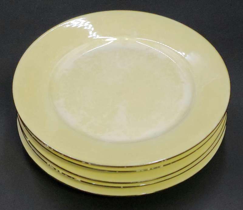 TK Thun known as Thuny Porcelain Set -made in Czechoslovakia