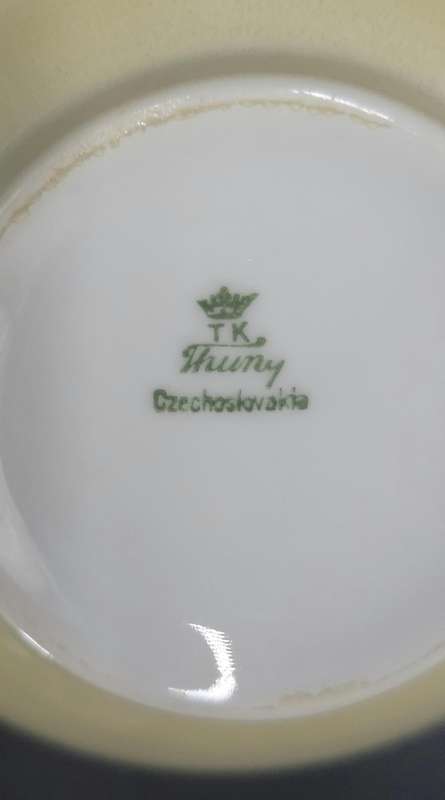 TK Thun known as Thuny Porcelain Set -made in Czechoslovakia