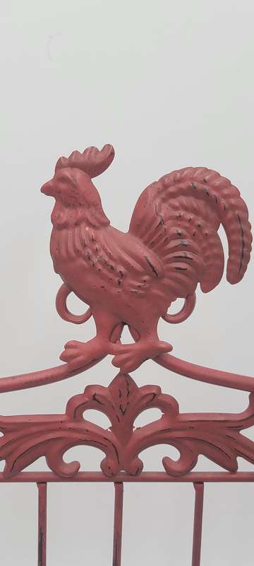 Vintage Red Rooster Metal Recipe Book Stand - Vibrant Colour - Lovely Boho Style