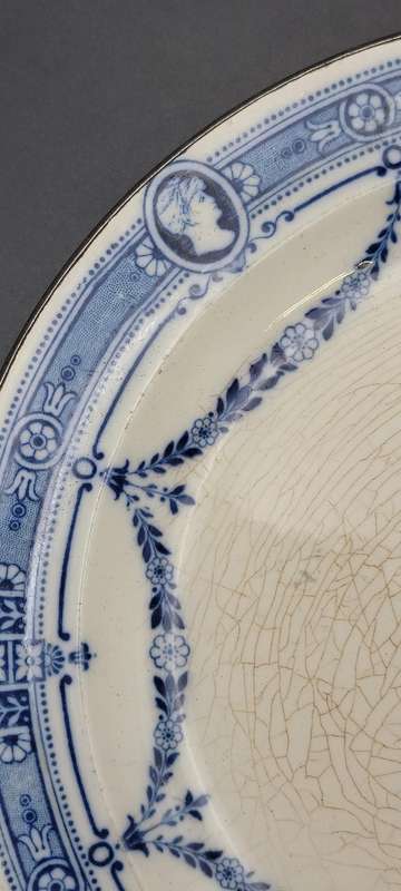 Antique Dinner Serving Plate with Warming Base & Cover - Classic Wedgwood blue & white pattern