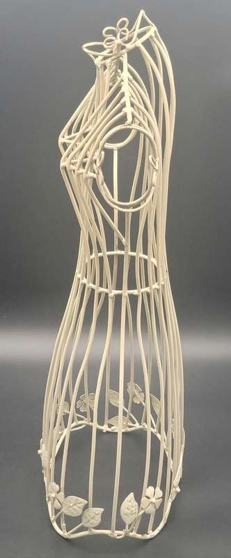Metal Mannequin Bust - Use as Plant Trailing aid - Beautiful piece for some Botanical Drama