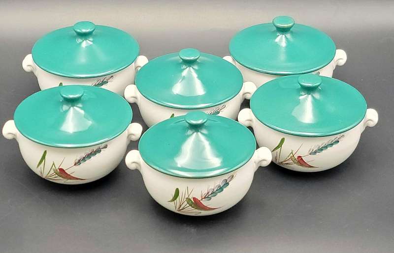 6 x Denby Greenwheat lidded soup bowls by Denby Pottery - Hand-painted, rich green glaze