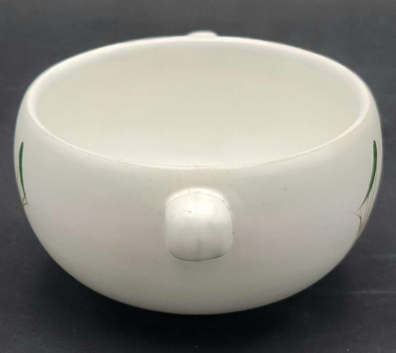 6 x Denby Greenwheat lidded soup bowls by Denby Pottery - Hand-painted, rich green glaze