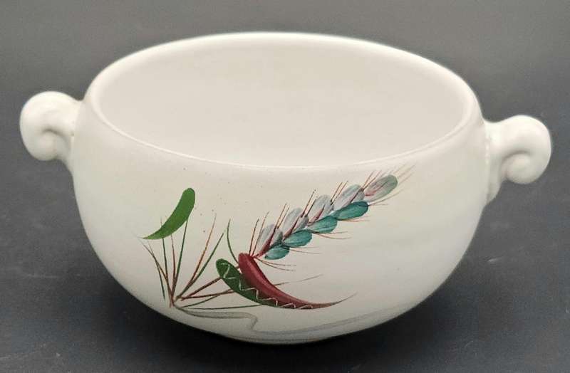 6 x Denby Greenwheat lidded soup bowls by Denby Pottery - Hand-painted, rich green glaze