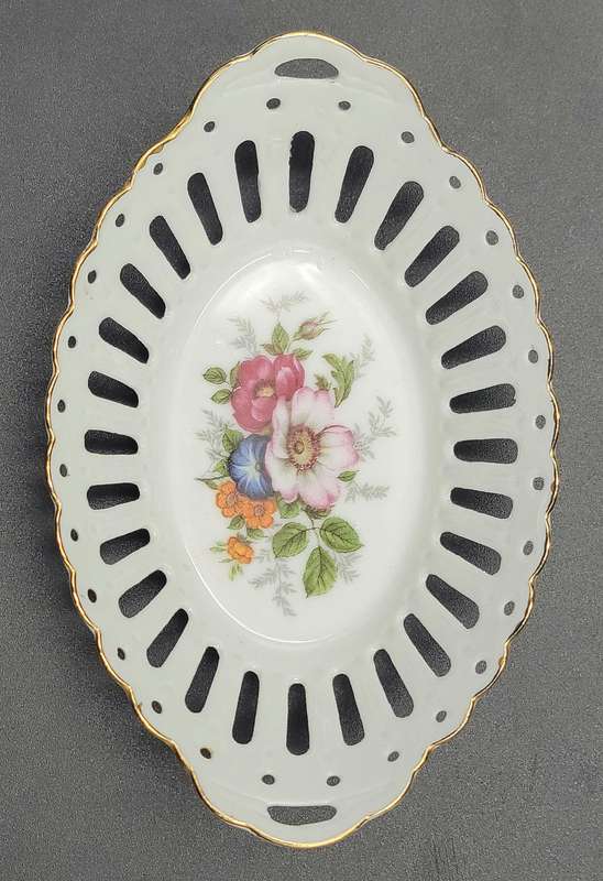 Dresden Filigree Porcelain Dish & Gold Trim Edge - Classic Meissen Flower Painting