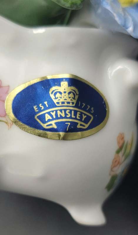 Vintage Aynsley Hand Modelled & Painted Fine Bone China Ornament - Cottage Garden