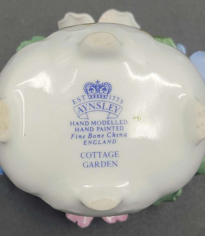 Vintage Aynsley Hand Modelled & Painted Fine Bone China Ornament - Cottage Garden