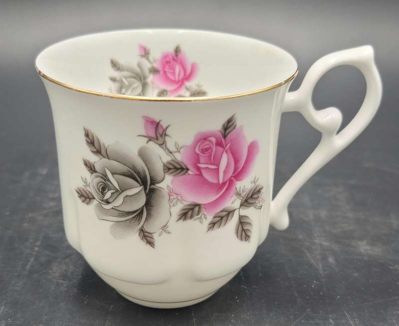 Vintage Cup & Saucer with a Rose Floral Design and Gold Trim