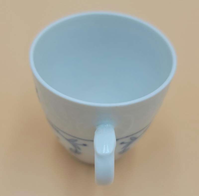 Vintage Bavaria Shumann Cobalt Blue & White Demi-Tasse Cups & Saucers x 4