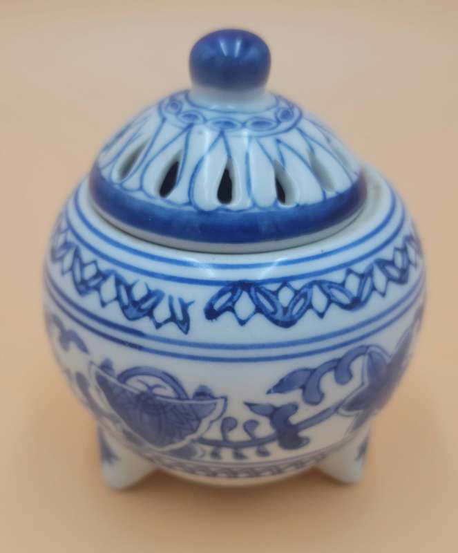 Replica of an Early Ming Dynasty Incense Burner Pot - Great Condition