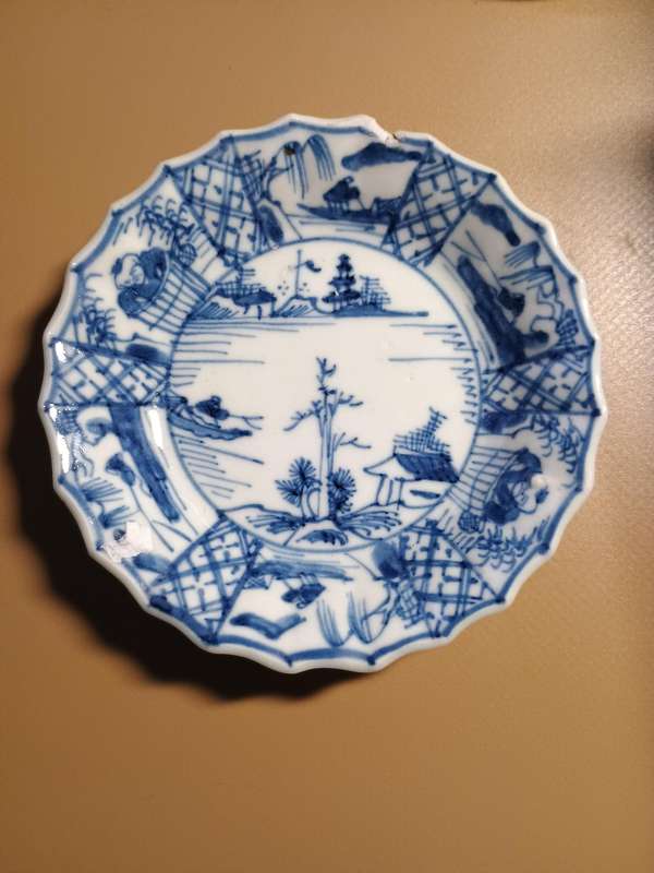 Vintage Kangxi - Blue & White Fluted Rim Saucer/Coaster - Oriental Scenes
