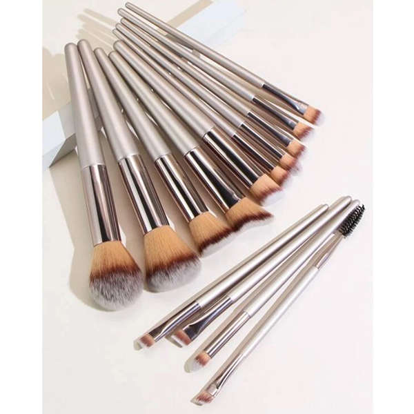 14 Piece Makeup Brushes with Make-Up Sponge - Make up Brush Beauty Set