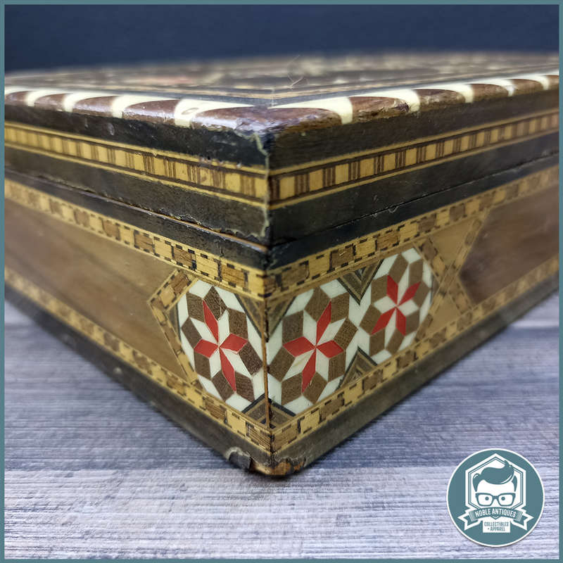 Vintage Wood Inlayed Cigar and Cigarette Box!!!