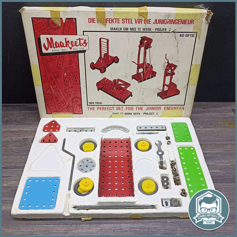Vintage Maakeets (Meccano style) Metal Construction Set, Original box- made in SA!!!