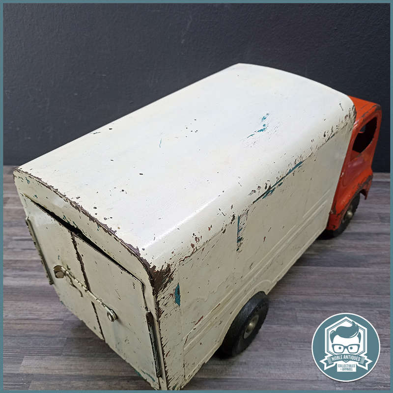 Large Vintage 1950's  Tri-Ang Tin Toy/Pressed Metal Truck!!!