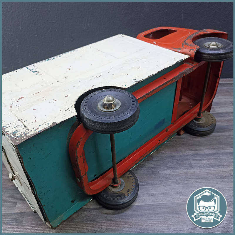 Large Vintage 1950's  Tri-Ang Tin Toy/Pressed Metal Truck!!!